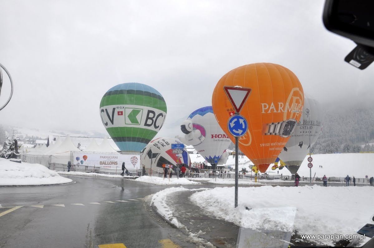 Zimowe zawody balonowe w Szwajcarii (30-01-2012)
