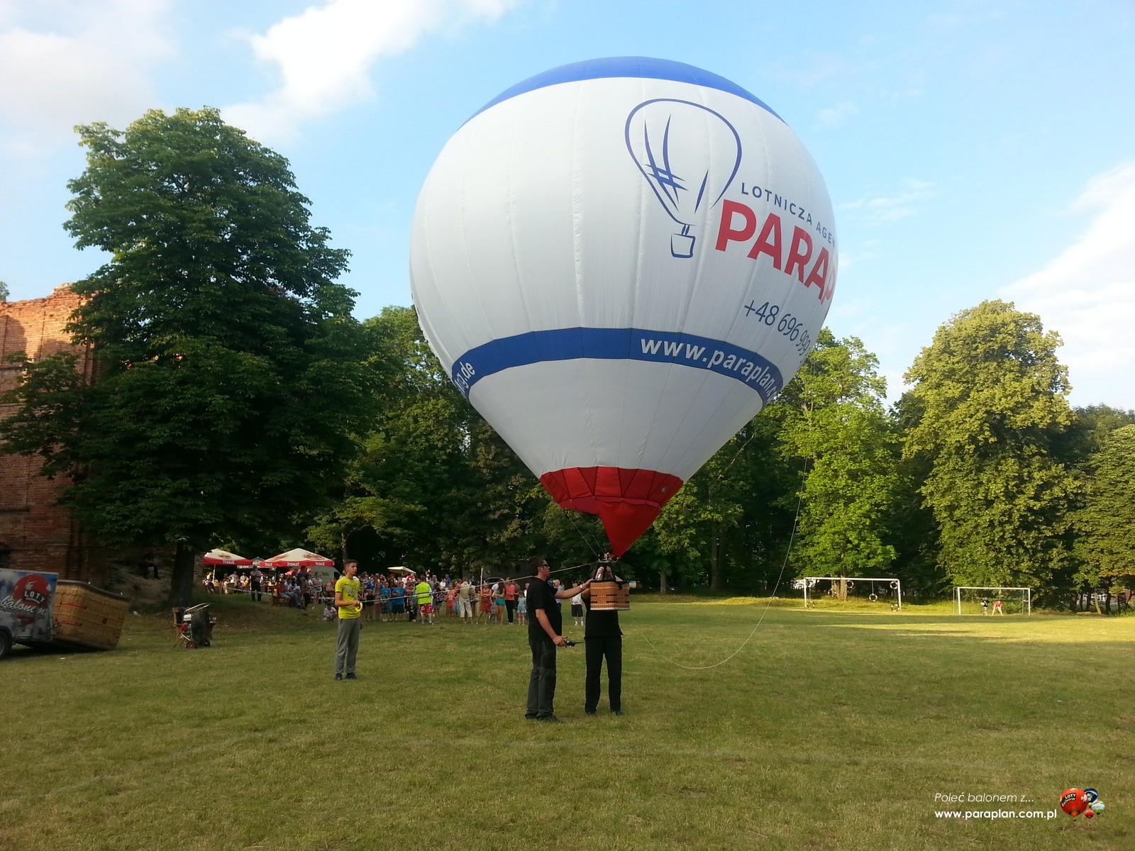 Kłębowiec Minibalon, Loty na uwięzi (18-07-2015) Kłębowiec Minibalon, Loty na uwięzi (18-07-2015)